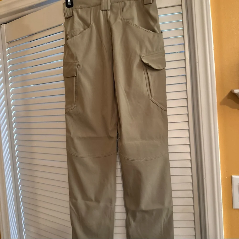 Flexcamo Men's Utility Cargo Pants in Khaki
